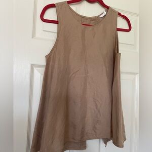 Sleeveless Blouse with open back